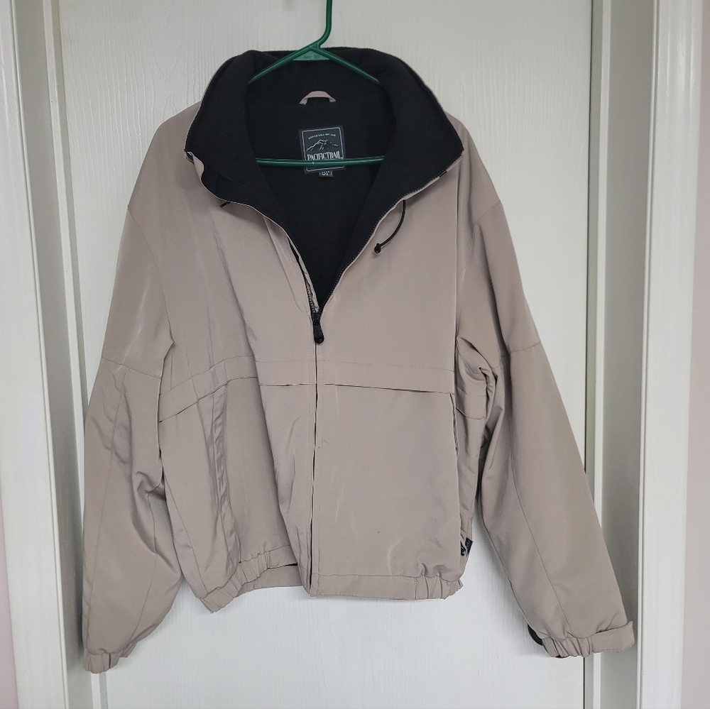 Mens Beige Pacific Trail Fleece Lined Coat - Has Spots - Size XL